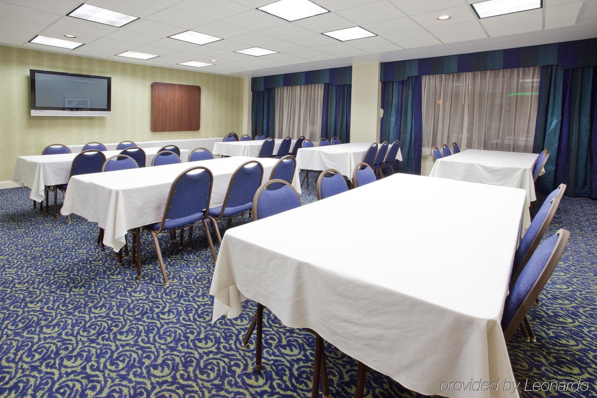 Holiday Inn Express - Atlanta-Kennesaw By Ihg Business foto