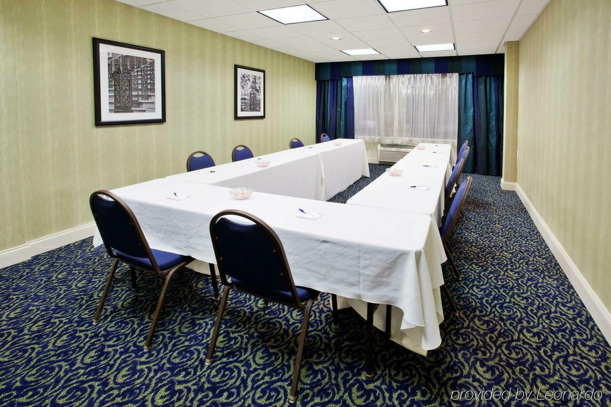 Holiday Inn Express - Atlanta-Kennesaw By Ihg Business foto